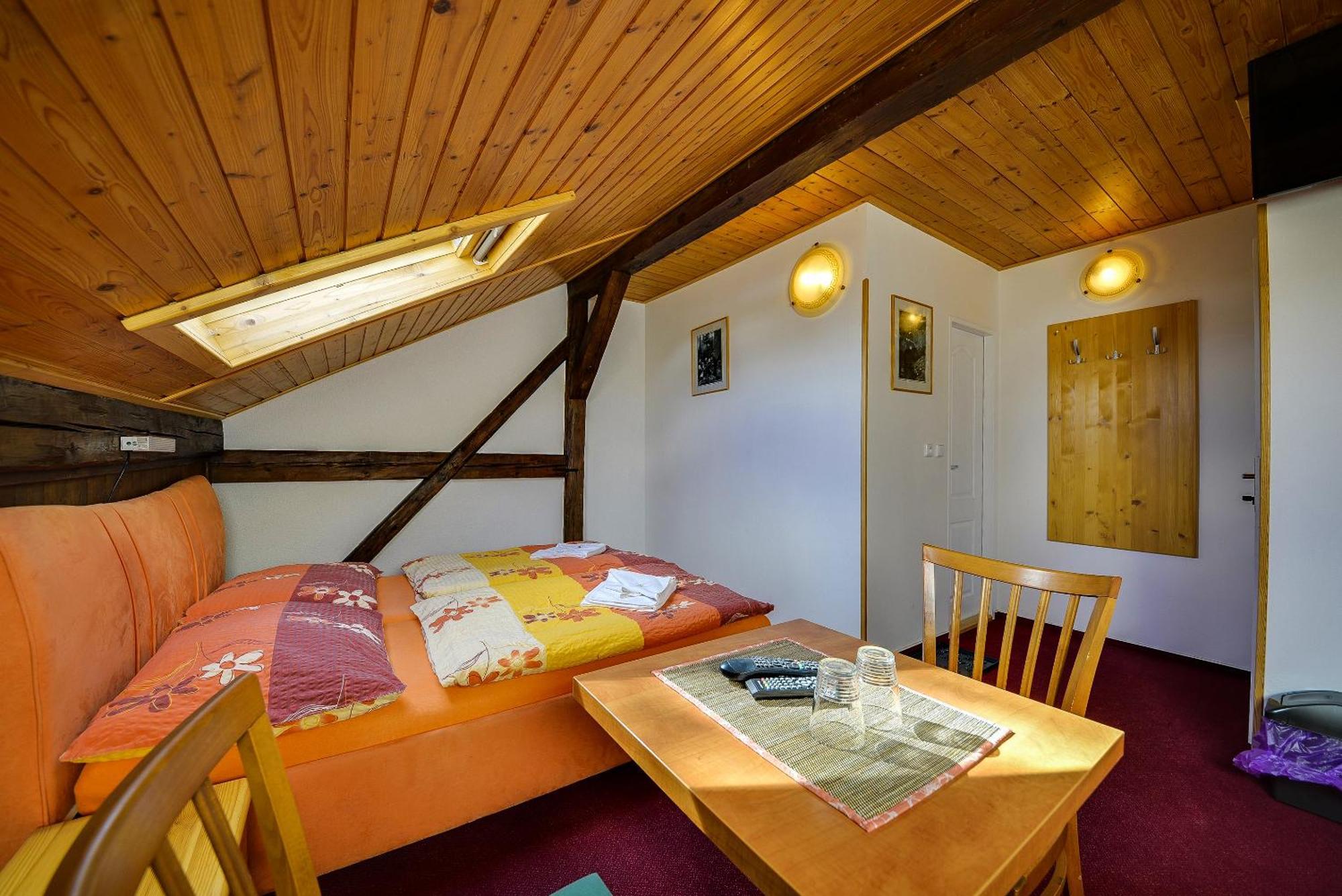 Penzion Kamenak Horní Planá Bagian luar foto